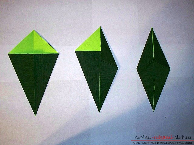 Простой цветок оригами. Фото №15